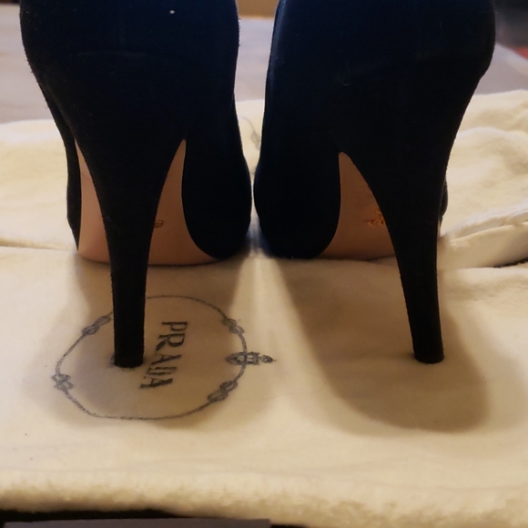 Prada black ⚫ Suede heels - Picture 6 of 11